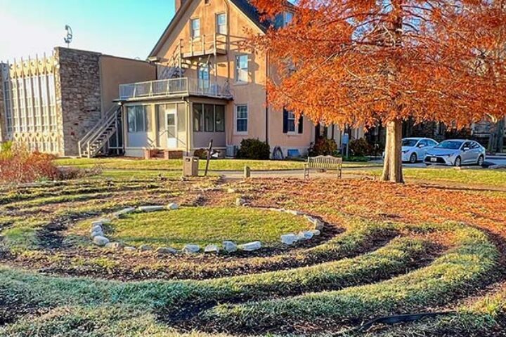 Labyrinth with fall foliage